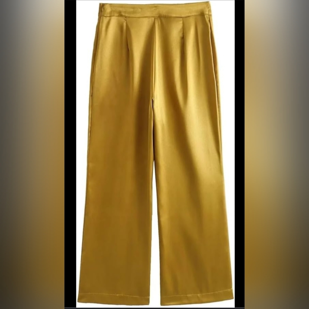 Yellow Pleated Trousers